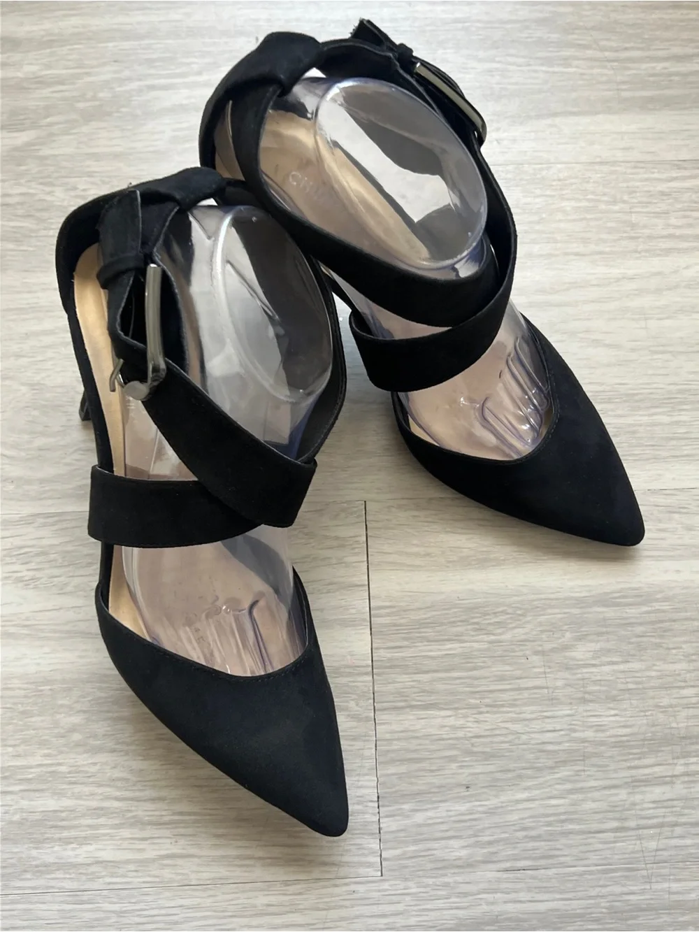 Chinese Laundry Black Pointed Toe Crisscross Ankle Strap Heels Size 10